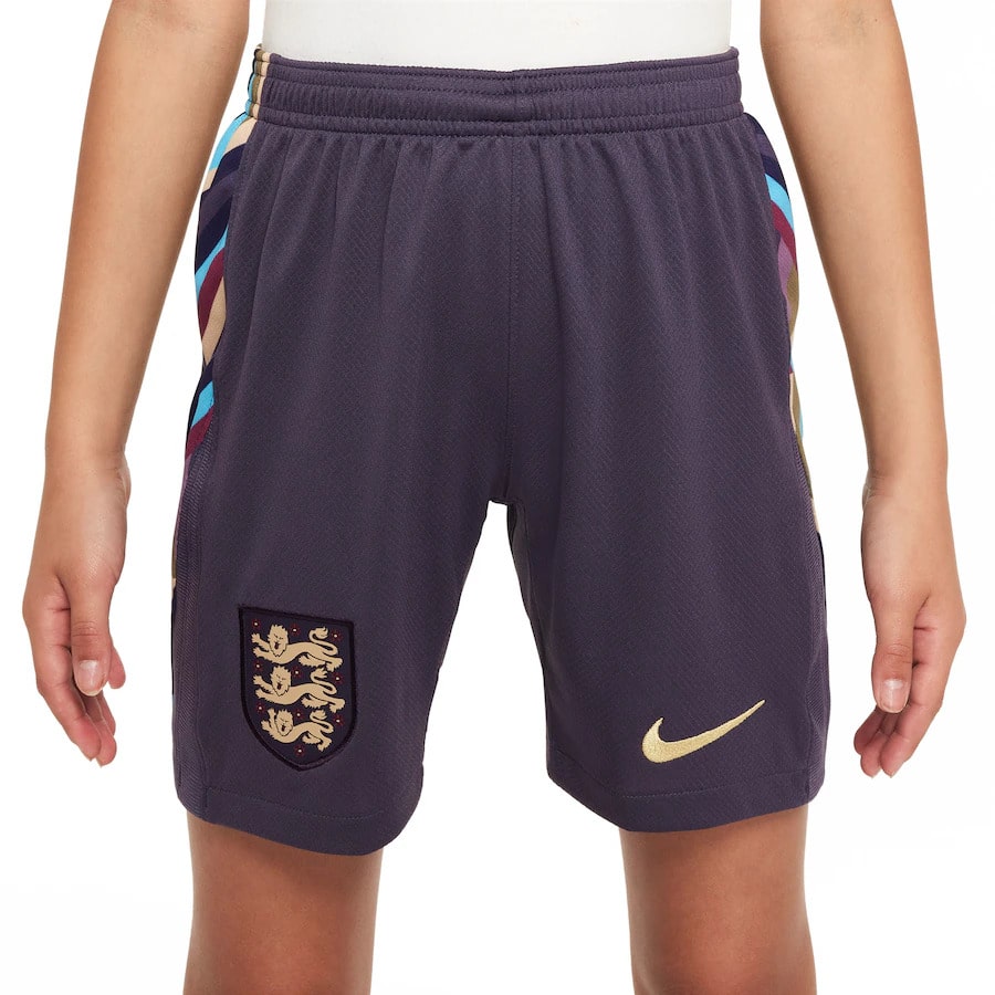 Short-Angleterre-Exterieur-2024-2025